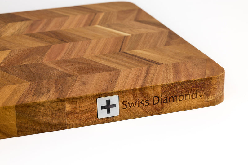 SWISS DIAMOND DLX HERRING BONE CUTTING BOARD 40x30x3CM